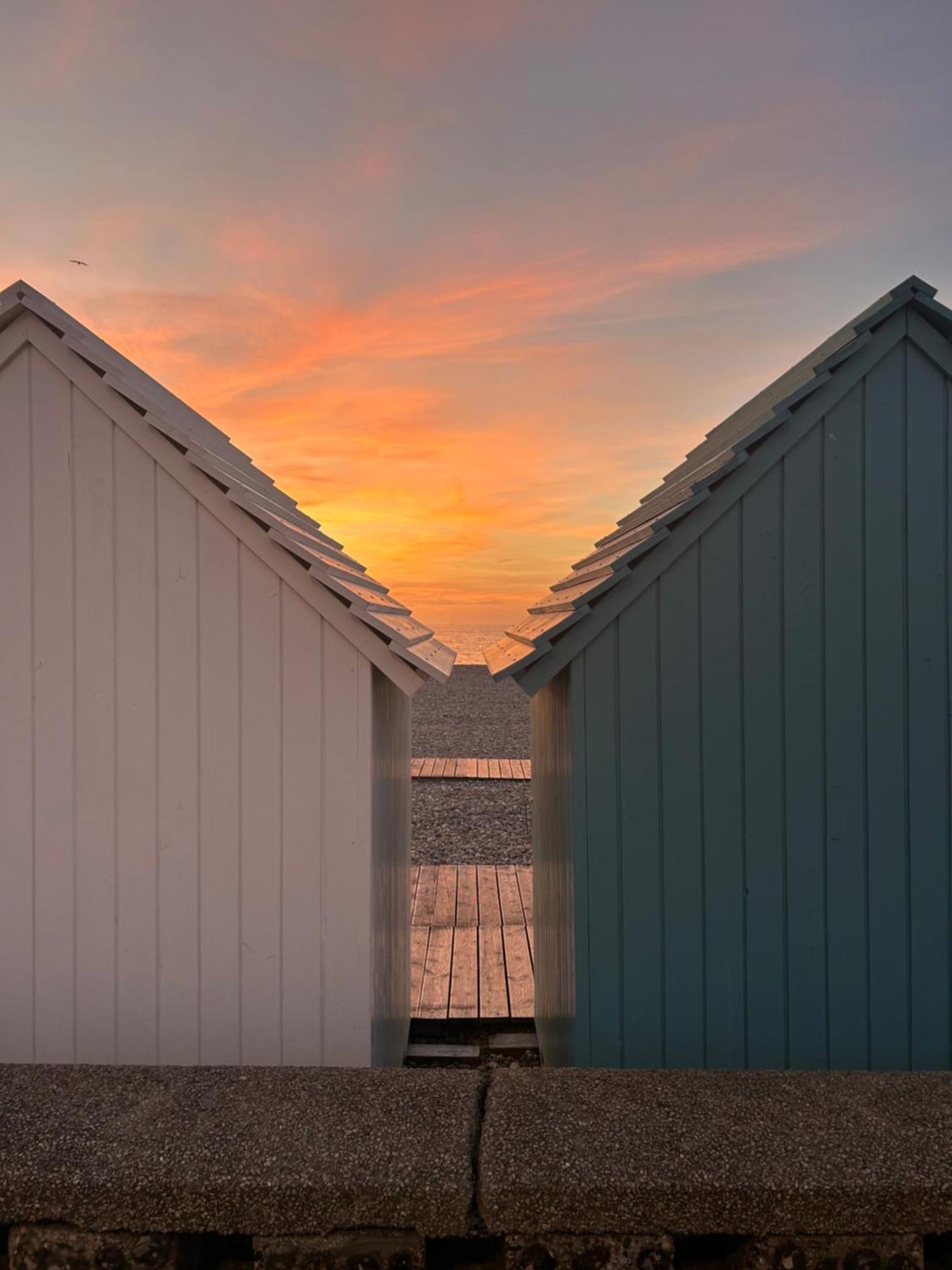 Les Nids Aparthotel Dieppe Bagian luar foto