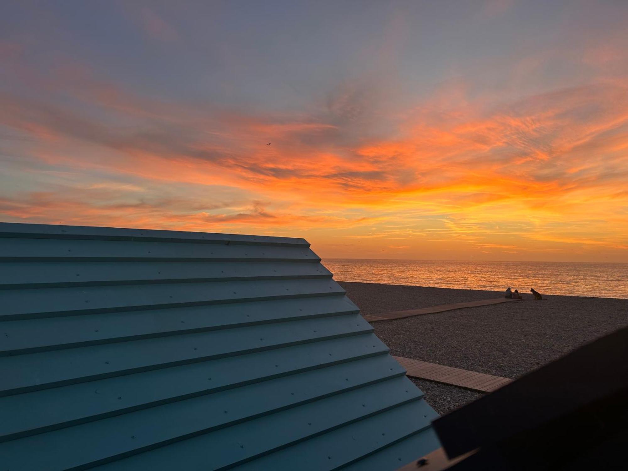 Les Nids Aparthotel Dieppe Bagian luar foto